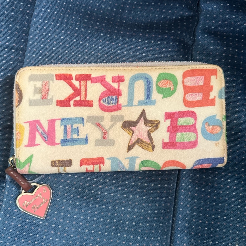 Dooney and Burke retro doodle wallet vintage